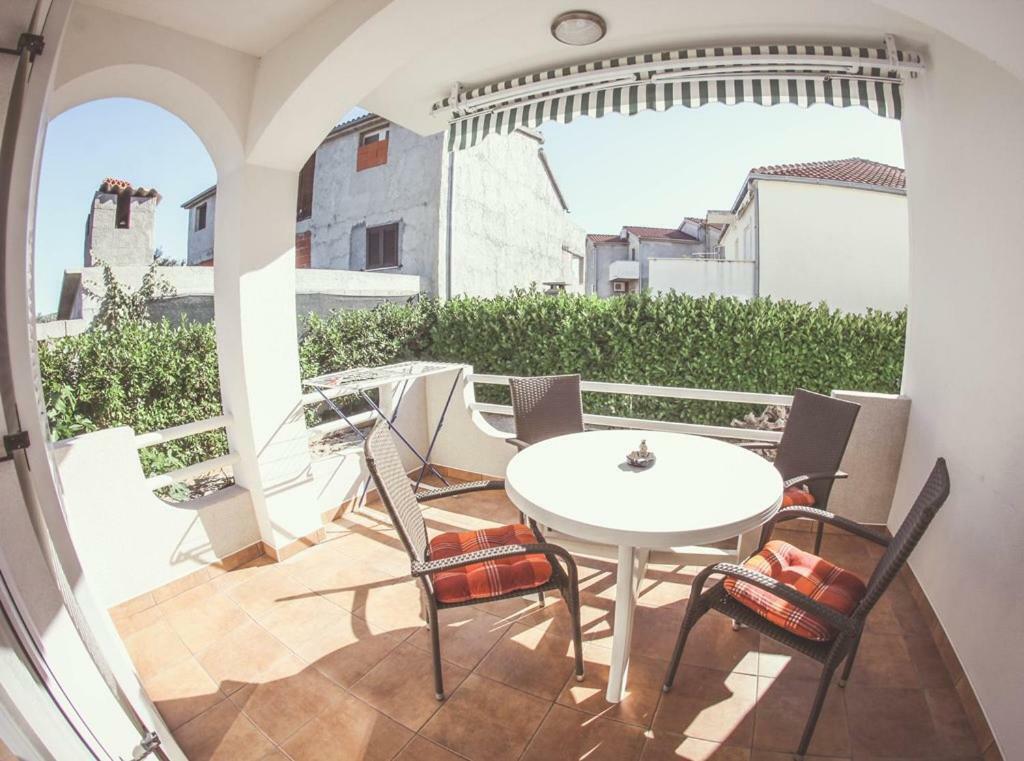Apartmani Bartolic Rogoznica  Exterior photo